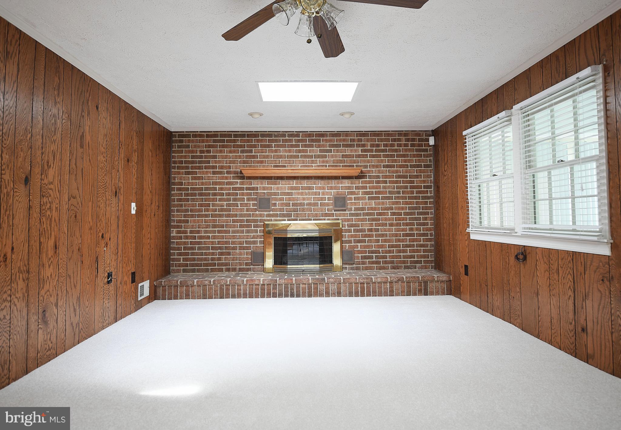 17032 Old Baltimore Road Olney, MD 20832 - Photo 17 of 55 Family Room/Fireplace