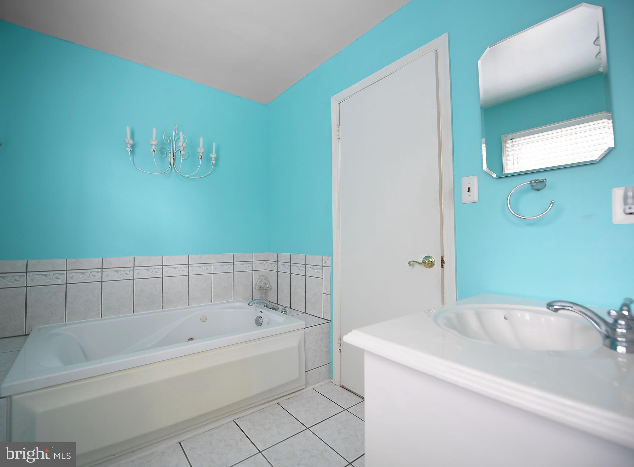 17032 Old Baltimore Road Olney, MD 20832 - Photo 24 of 55 Primary Bath