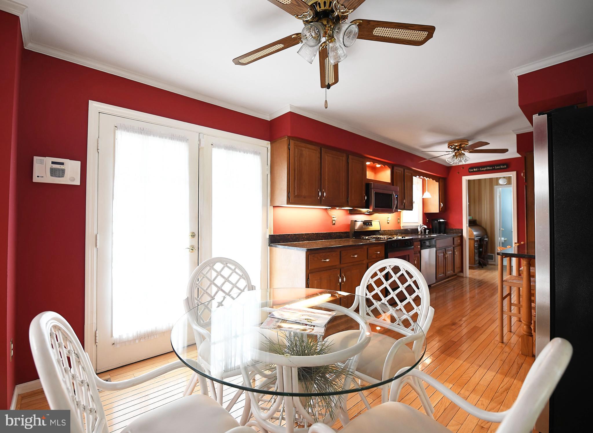 17032 Old Baltimore Road Olney, MD 20832 - Photo 10 of 55 Eat-In Kitchen