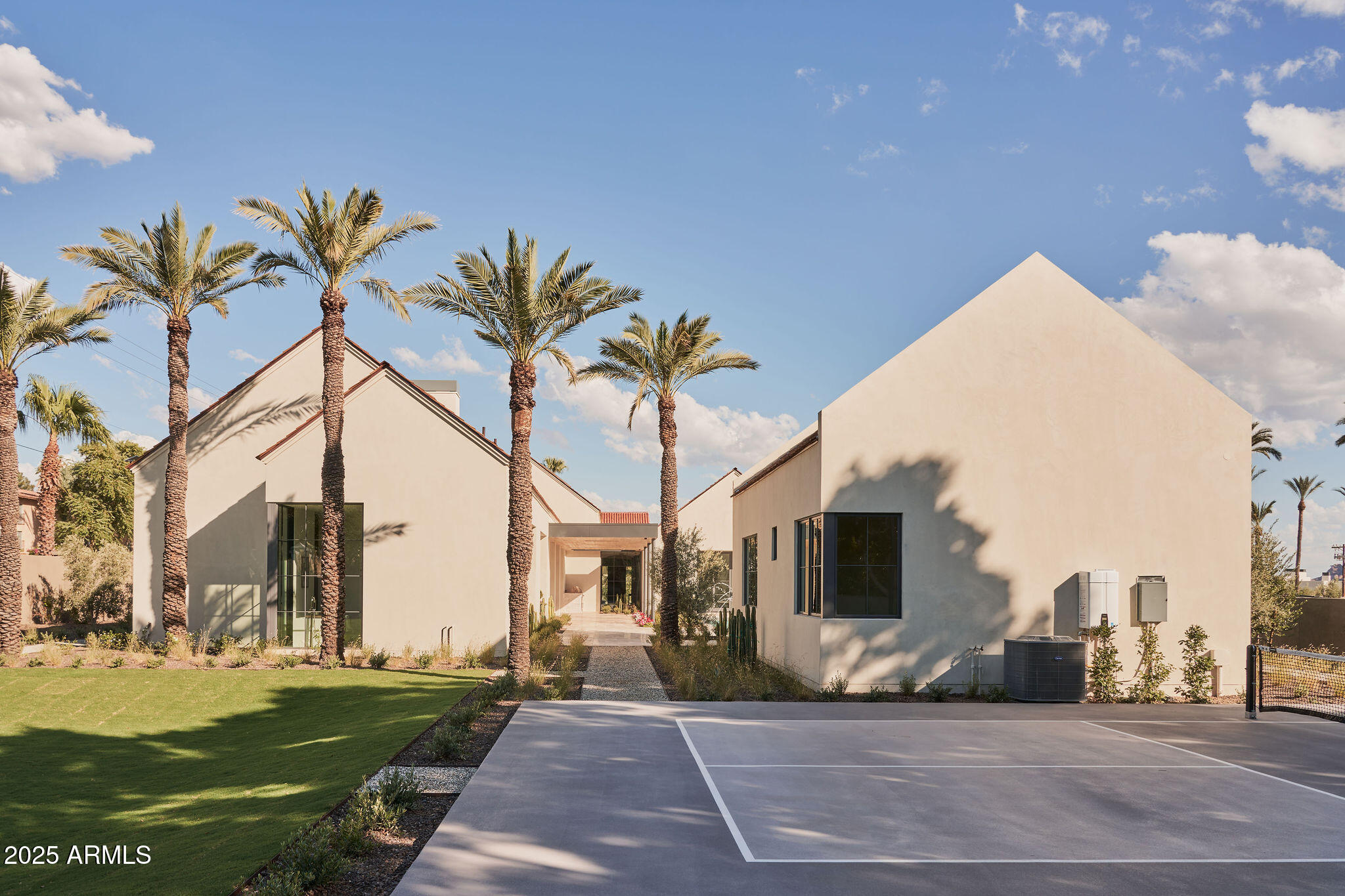 4600 North Rubicon Avenue, Unit 2 Phoenix, AZ 85018 - Photo 26 of 53 a view of a house with a yard