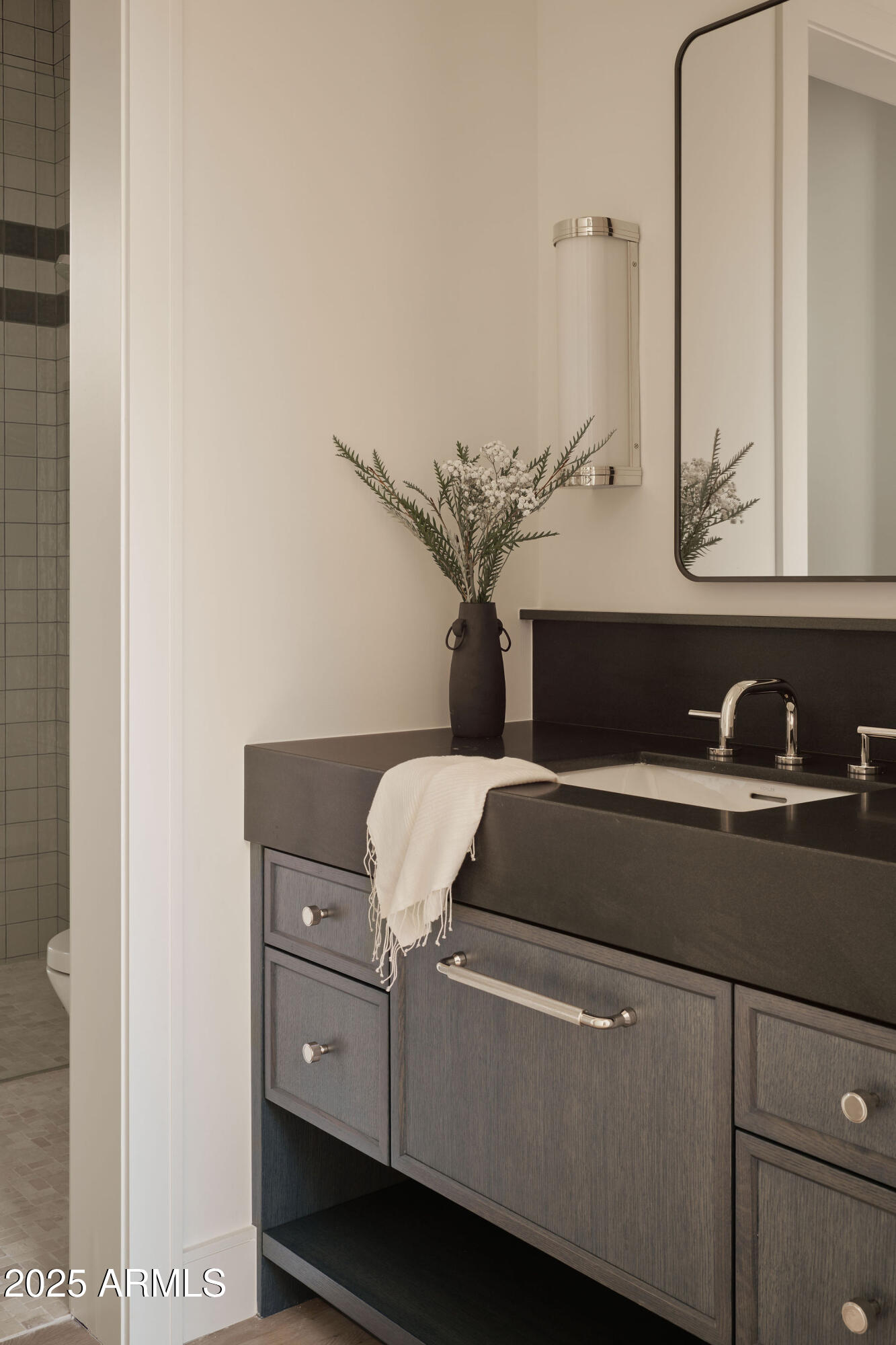 4600 North Rubicon Avenue, Unit 2 Phoenix, AZ 85018 - Photo 31 of 53 a living room with furniture