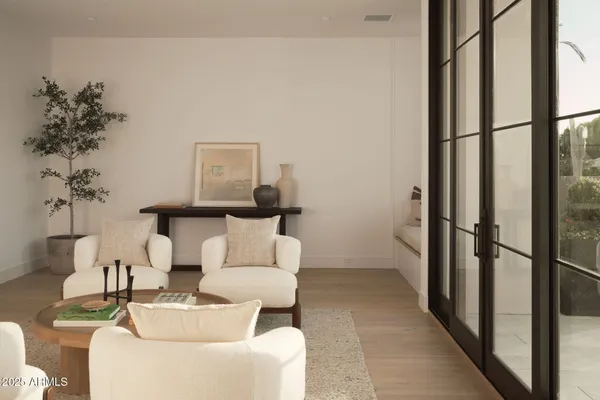 $6,600,000 | 4600 North Rubicon Avenue, Unit 2, Phoenix, AZ 85018