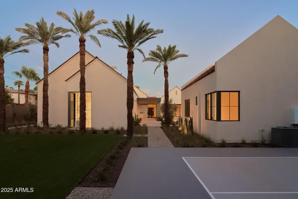 $6,600,000 | 4600 North Rubicon Avenue, Unit 2, Phoenix, AZ 85018