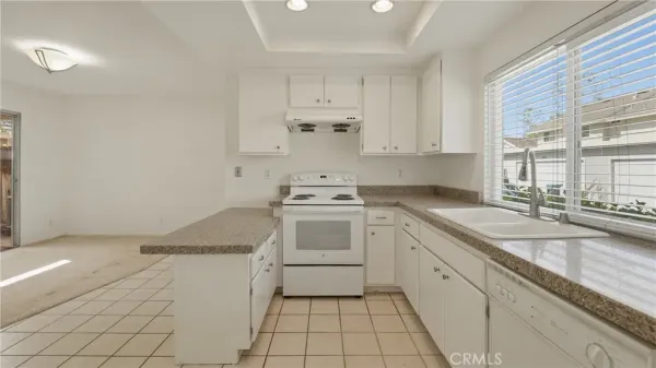 $875,000 | 5810 Vía Romero, Yorba Linda, CA 92887