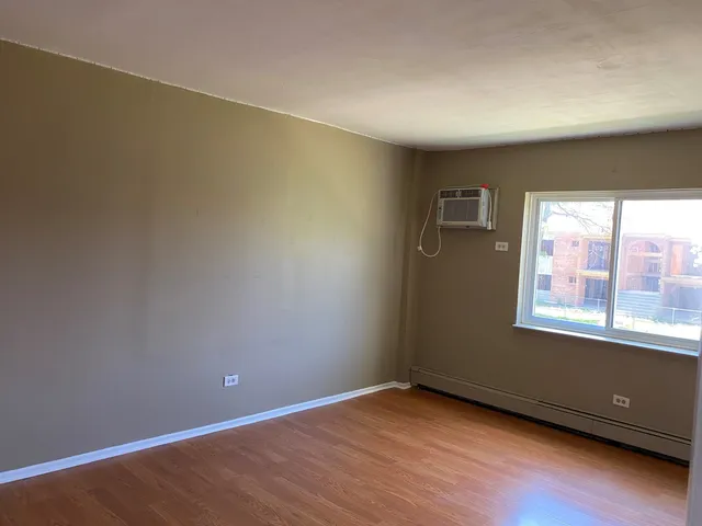 $167,500 | 5 A East Dundee Quarter Drive, Unit 206, Palatine, IL 60074