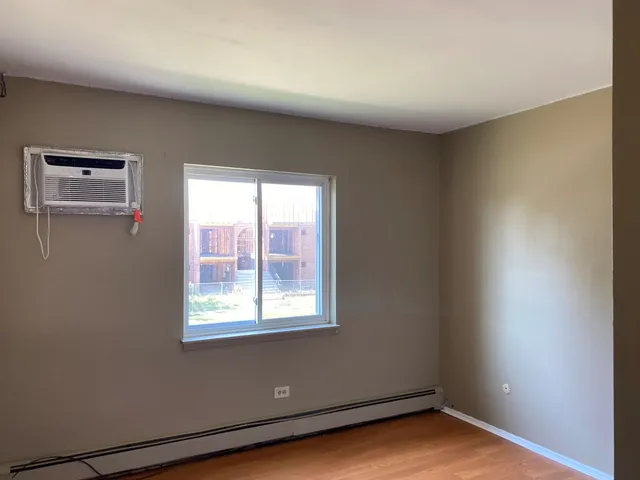 $167,500 | 5 A East Dundee Quarter Drive, Unit 206, Palatine, IL 60074