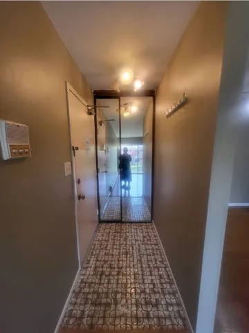 $167,500 | 5 A East Dundee Quarter Drive, Unit 206, Palatine, IL 60074