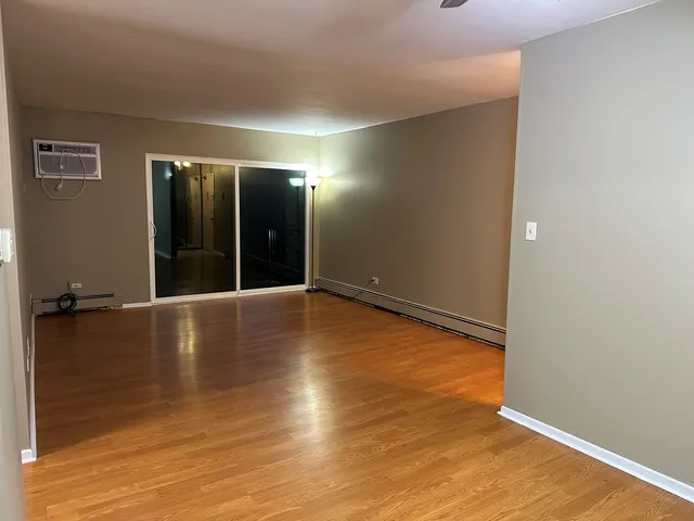 $167,500 | 5 A East Dundee Quarter Drive, Unit 206, Palatine, IL 60074