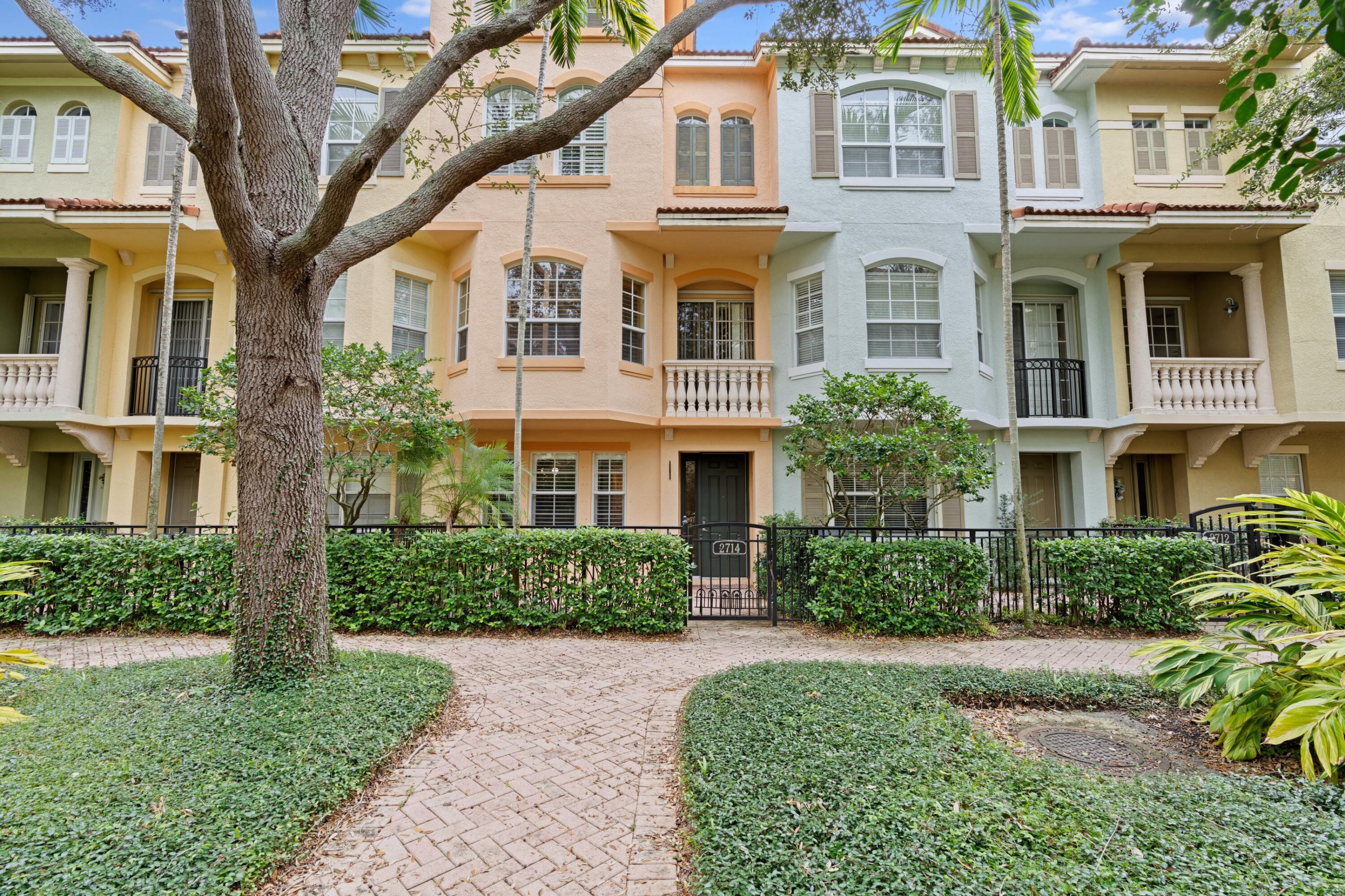 2714 Ravella Way Palm Beach Gardens, FL 33410 - Photo 1 of 27 Courtyard view