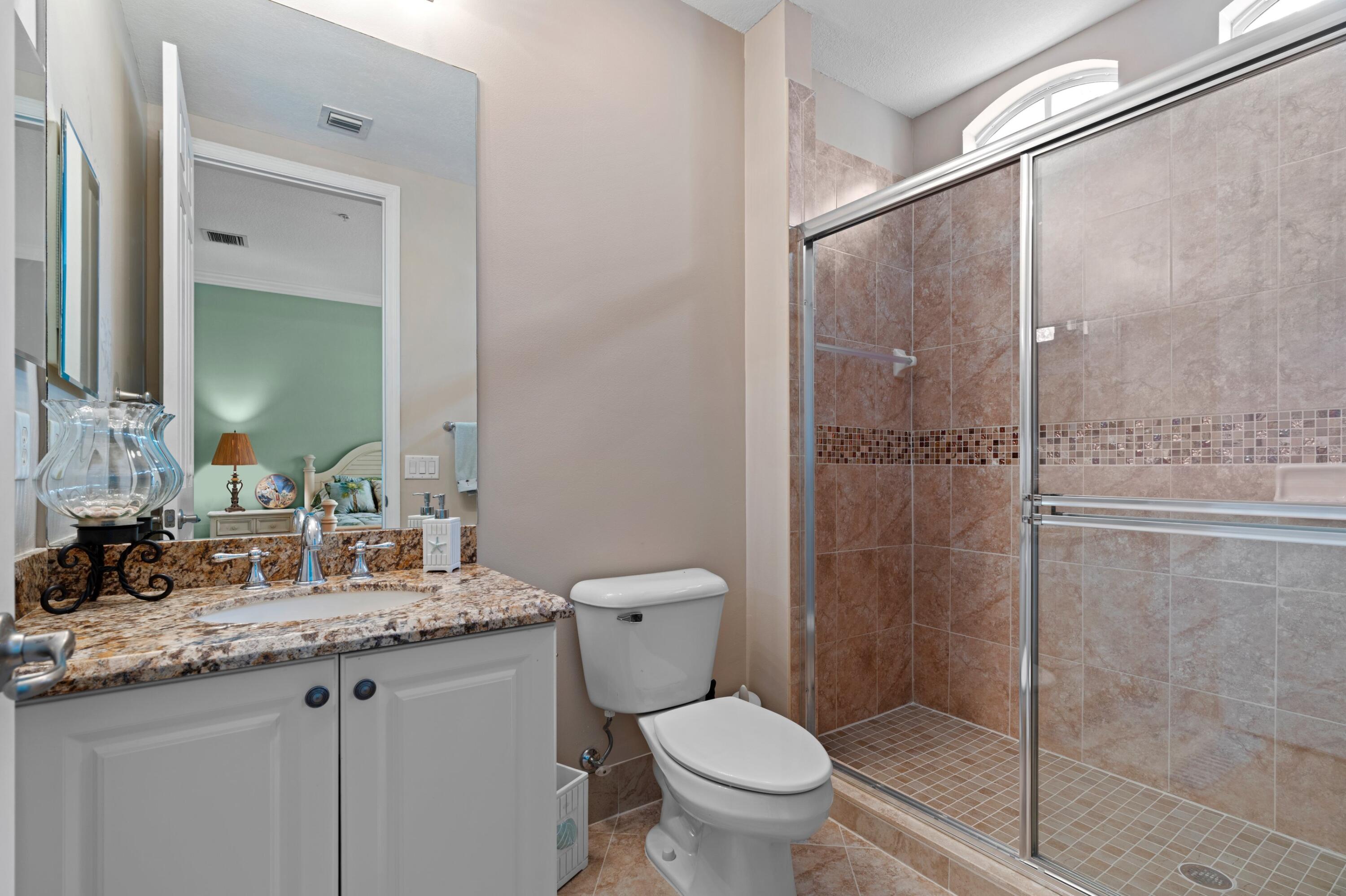 2714 Ravella Way Palm Beach Gardens, FL 33410 - Photo 20 of 27 Guest Bath