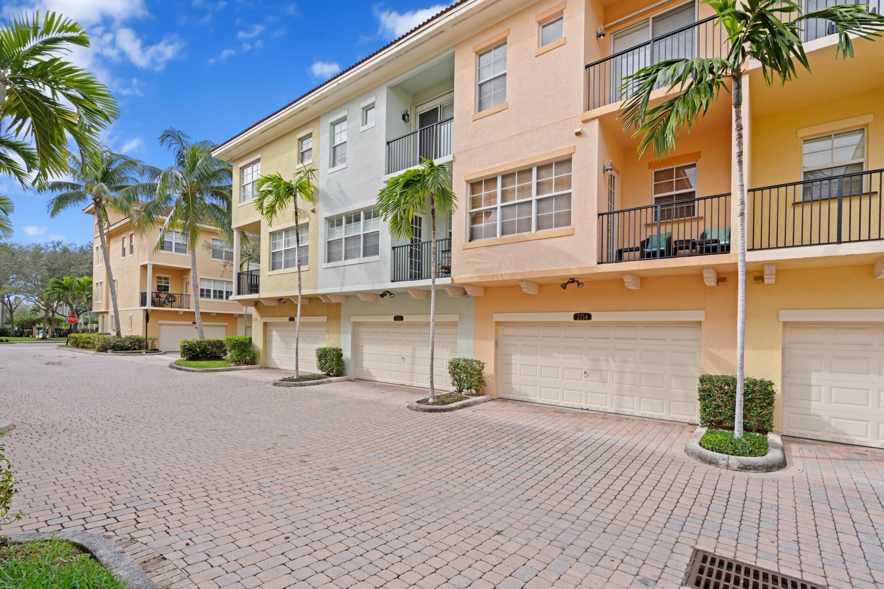 2714 Ravella Way Palm Beach Gardens, FL 33410 - Photo 26 of 27 Garage entry