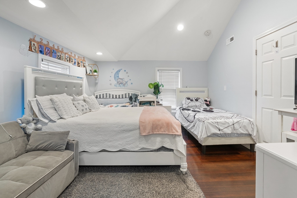 38 1/2 Ellsworth Road Peabody, MA 01960 - Photo 17 of 25