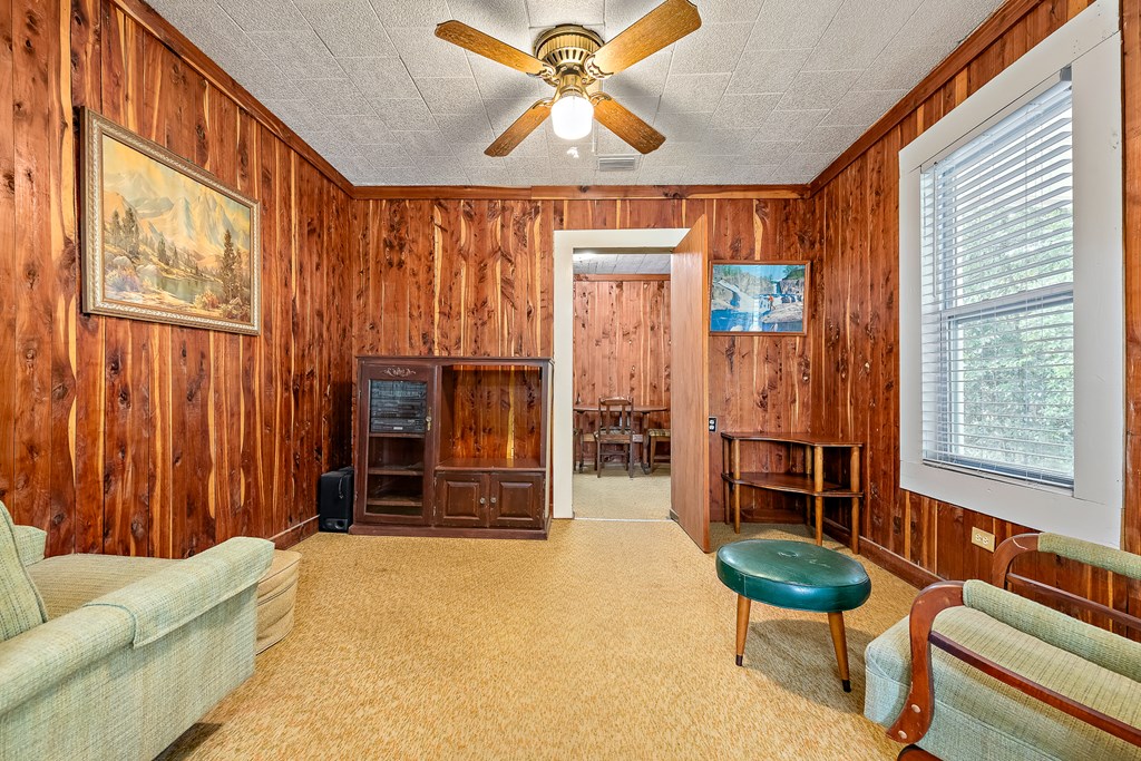 306 North Cherokee Street Geneva, AL 36340 - Photo 8 of 36