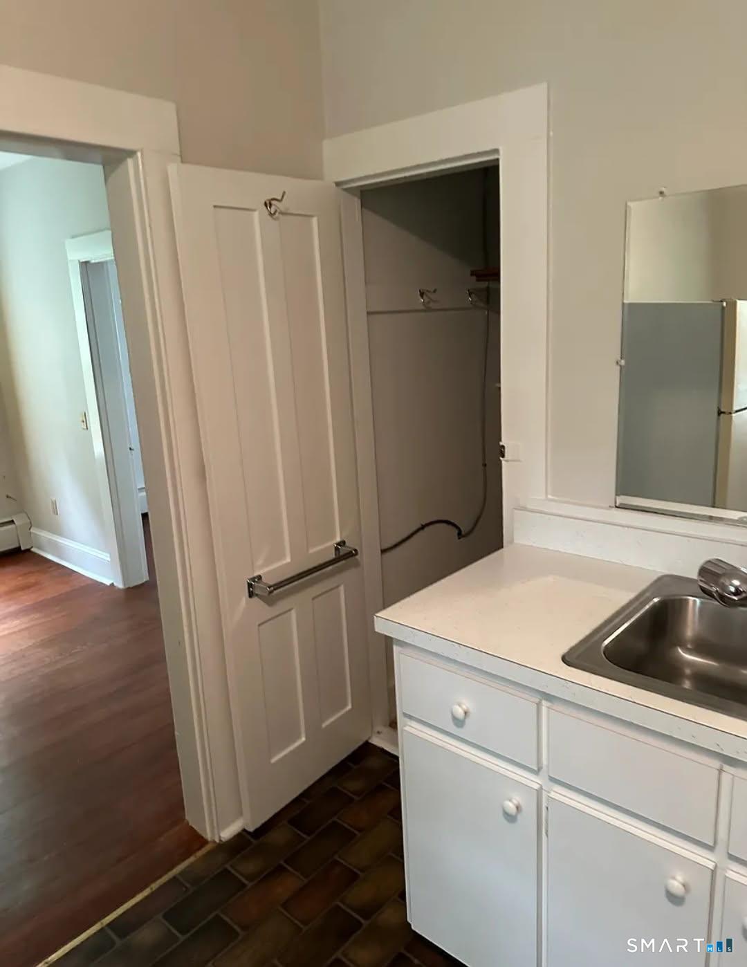 178 Peach Orchard Road Waterbury, CT 06706 - Photo 7 of 12 Gallery Image 7