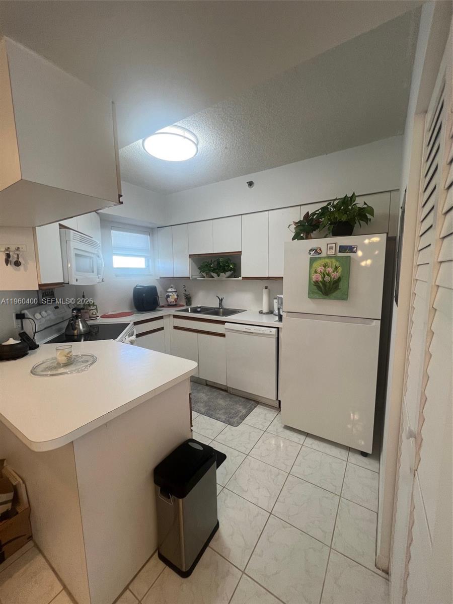 9156 Collins Avenue, Unit 502 Surfside, FL 33154 - Photo 2 of 21