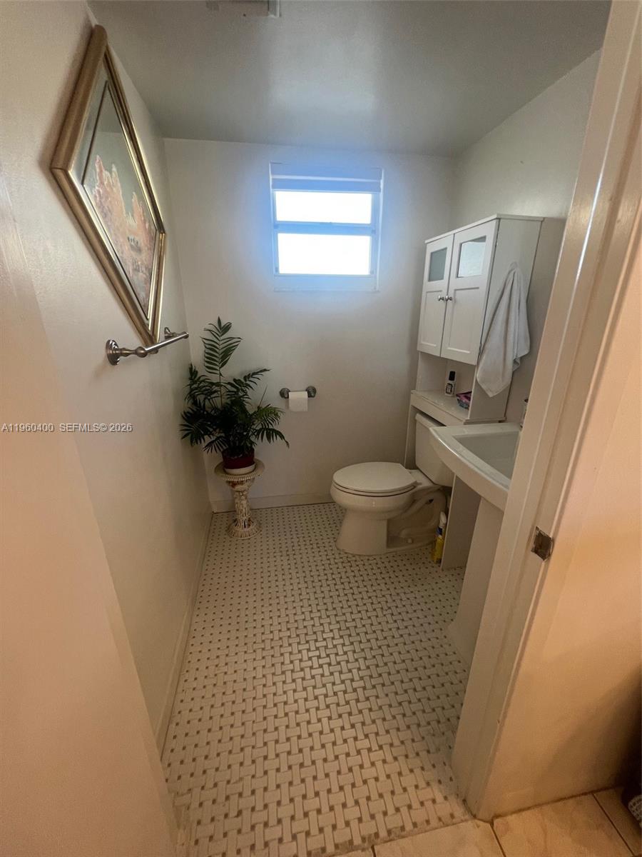 9156 Collins Avenue, Unit 502 Surfside, FL 33154 - Photo 7 of 21