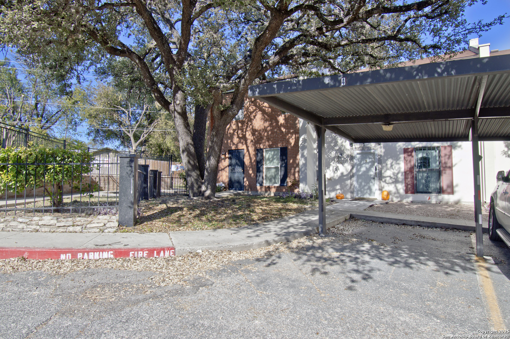 6427 Wurzbach Road, Unit 4 San Antonio, TX 78240 - Photo 28 of 30