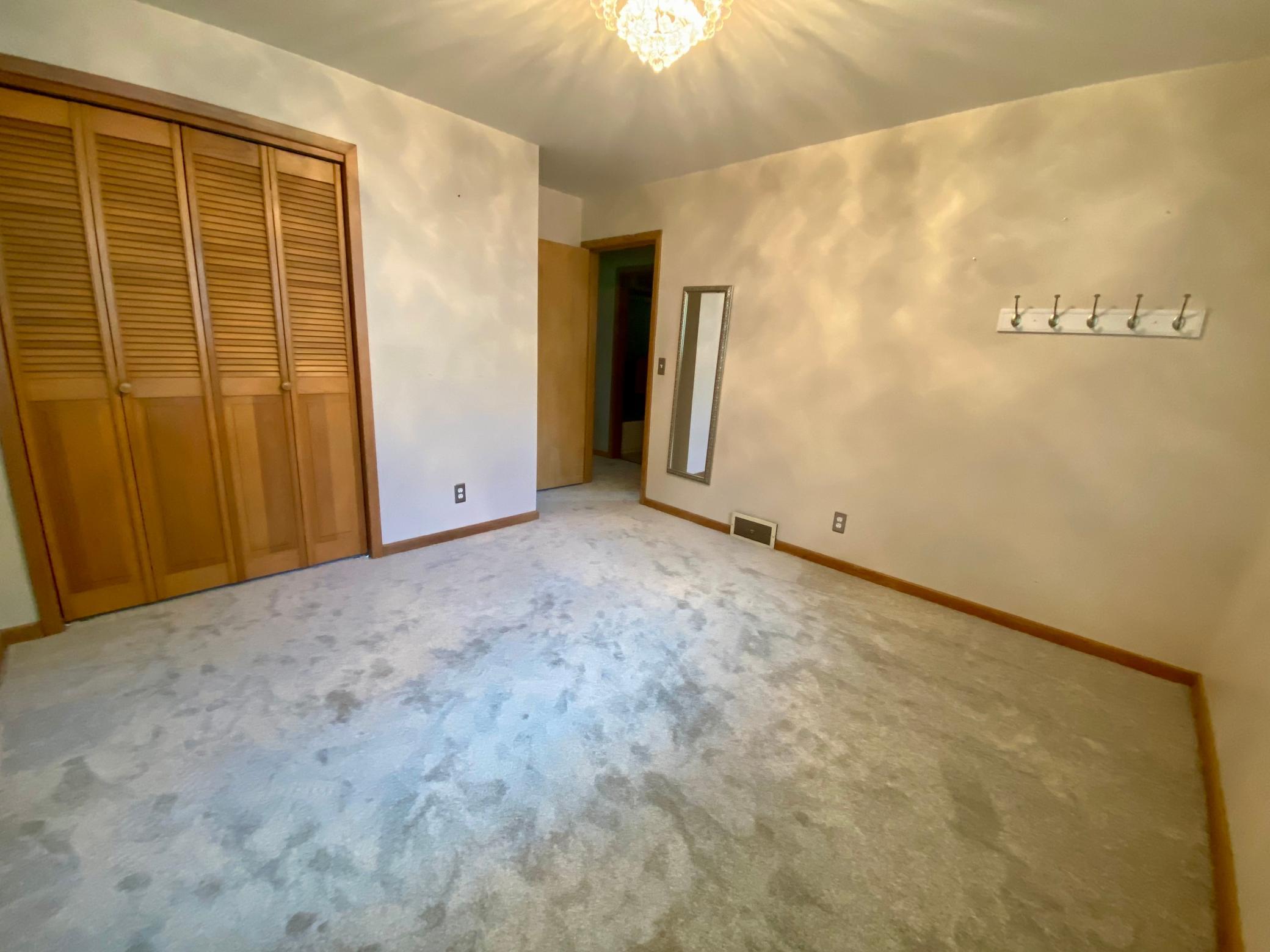 712 South 11th Street Montevideo, MN 56265 - Photo 14 of 44