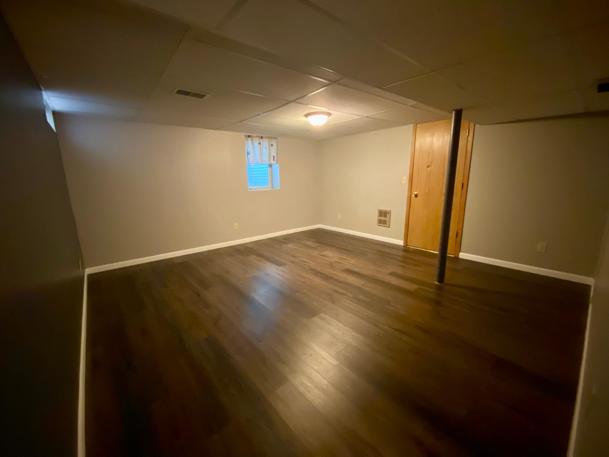 712 South 11th Street Montevideo, MN 56265 - Photo 33 of 44