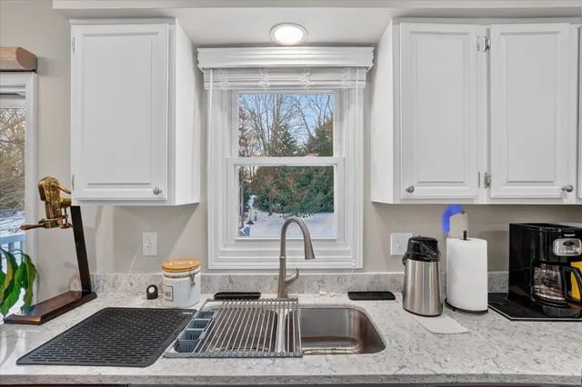 $239,900 | 1364 East Grand River Avenue, Williamston, MI 48895