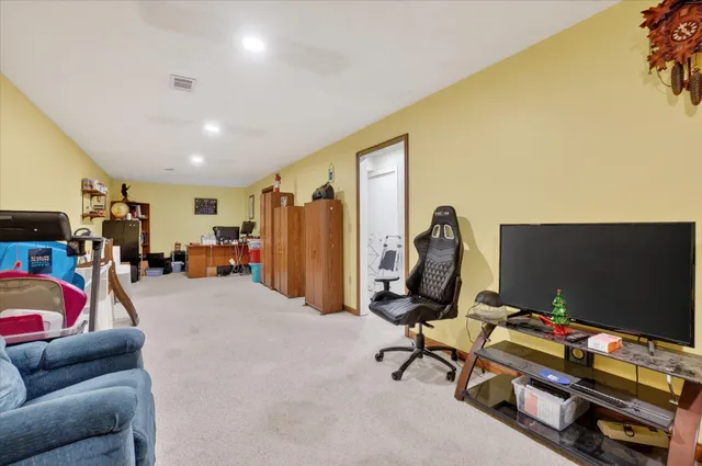 $239,900 | 1364 East Grand River Avenue, Williamston, MI 48895