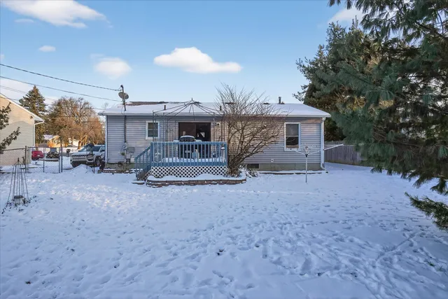 $239,900 | 1364 East Grand River Avenue, Williamston, MI 48895