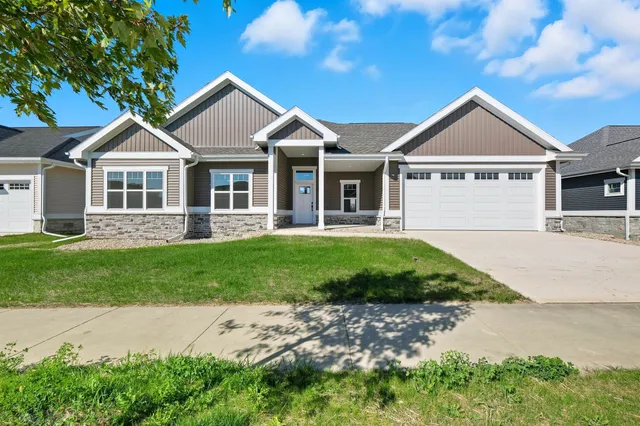 $734,900 | 6255 Ronald Reagan Drive, DeForest, WI 53532