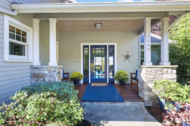 $1,700,000 | 1405 Northeast East Bay Drive Northeast, Olympia, WA 98506