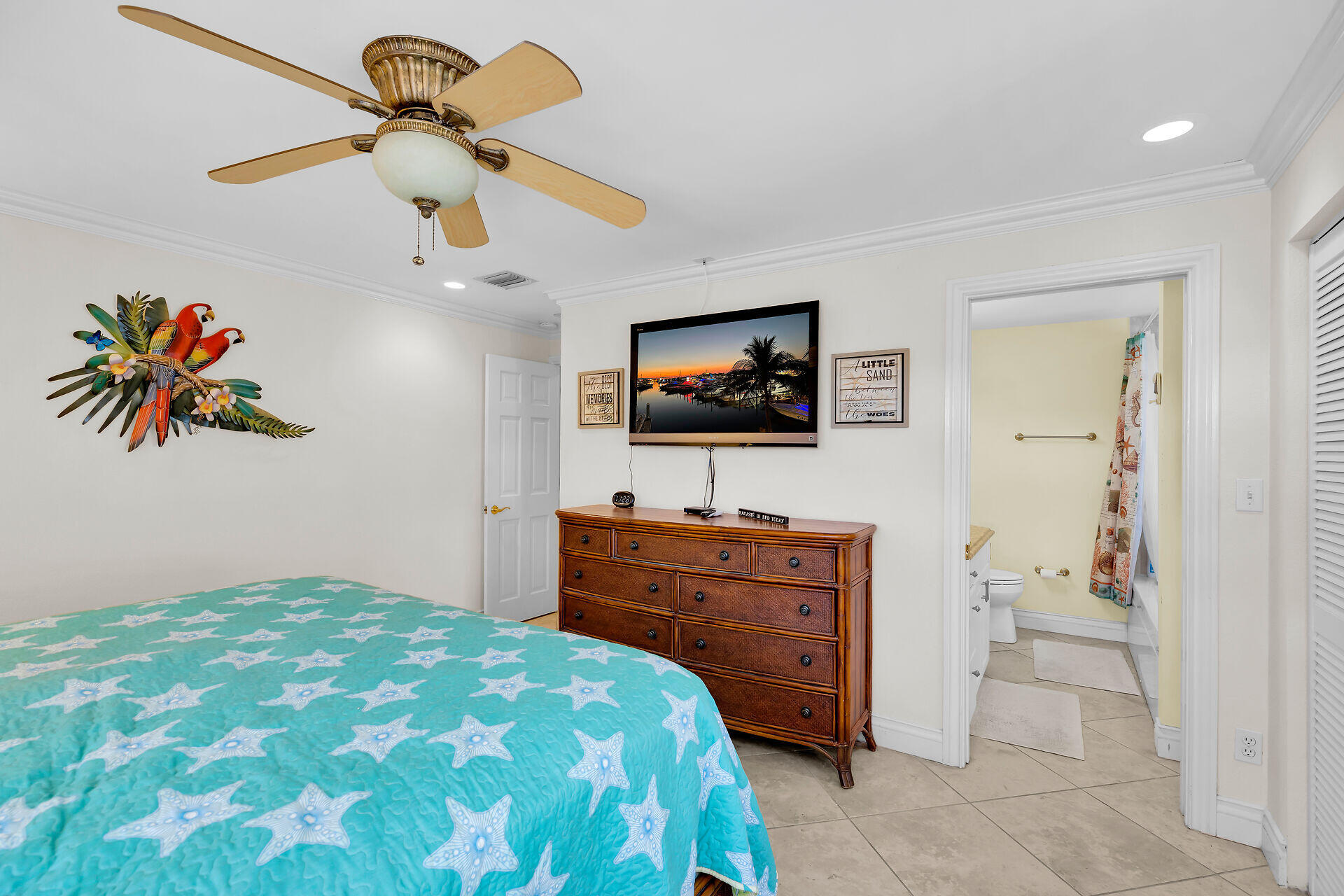 271 3rd Street Key Colony Beach, FL 33051 - Photo 20 of 36 Master Bedroom