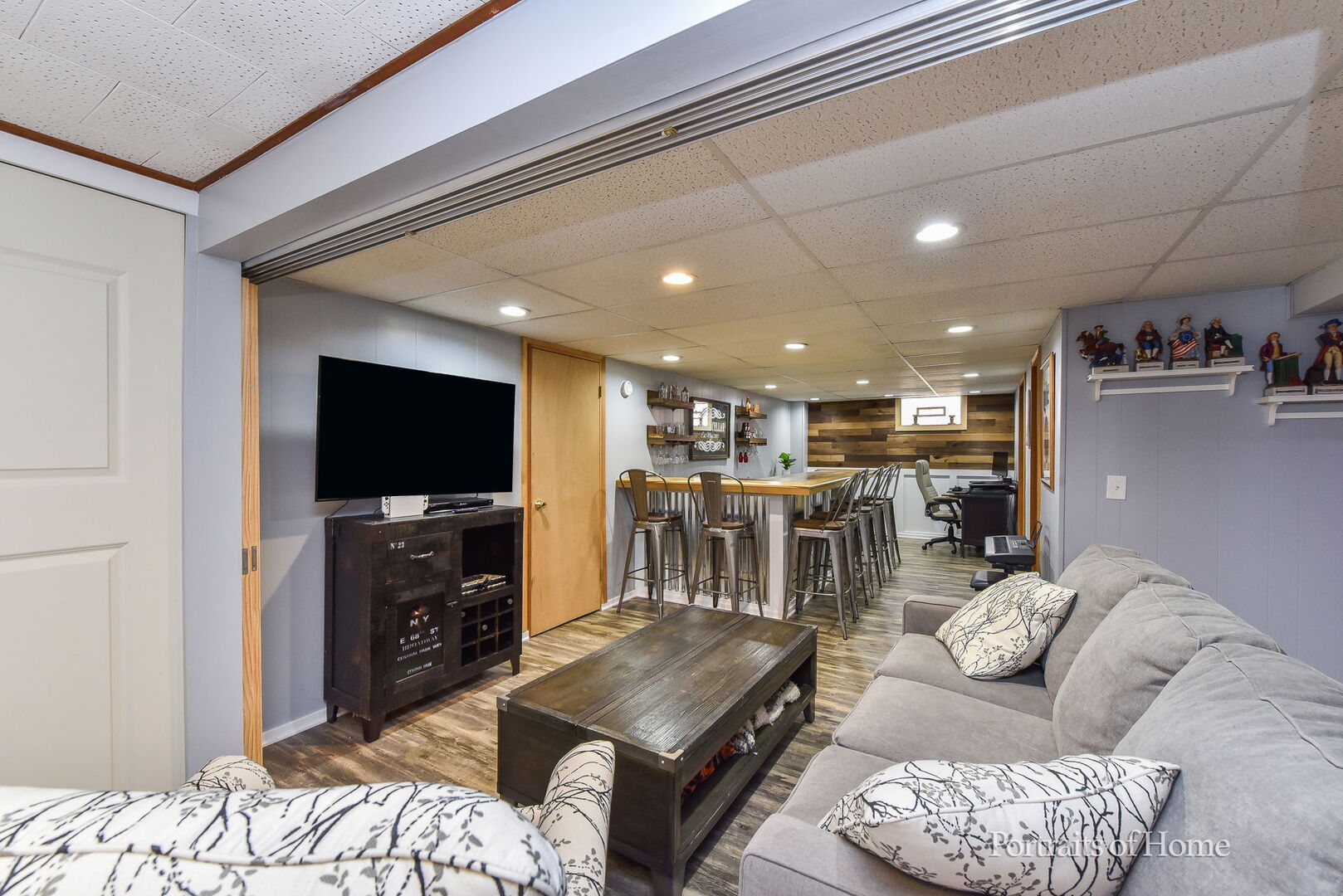 856 North Webster Street Naperville, IL 60563 - Photo 13 of 21 a living room with furniture and a flat screen tv
