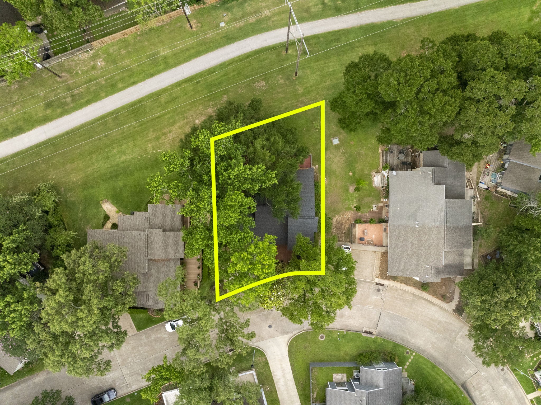 49 April Village Conroe, TX 77356 - Photo 31 of 46 an aerial view of a house
