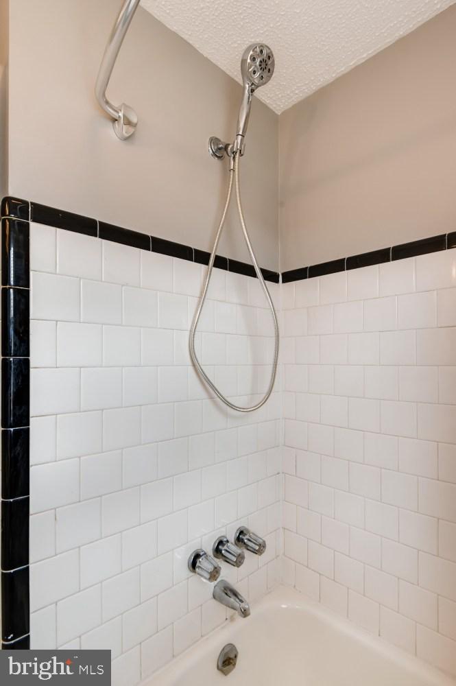 8322 Byington Road Towson, MD 21286 - Photo 16 of 31 Extended shower fixture with multi-spray head
