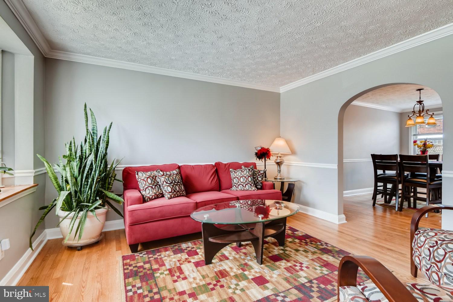 8322 Byington Road Towson, MD 21286 - Photo 7 of 31 Neutral colors throughout