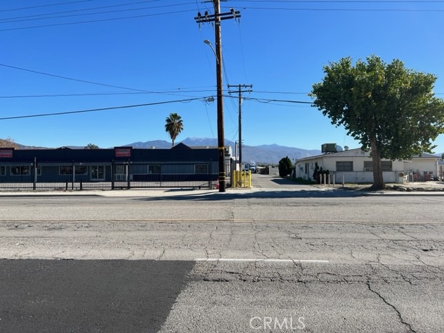 1060 South State Street San Jacinto, CA 92582 - Photo 19 of 24 a view of a street with a building in the background