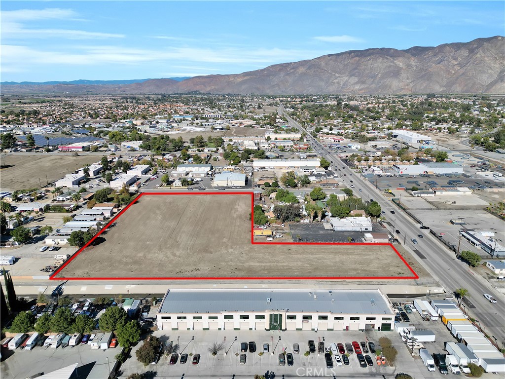 1060 South State Street San Jacinto, CA 92582 - Photo 5 of 24 an aerial view of multiple house