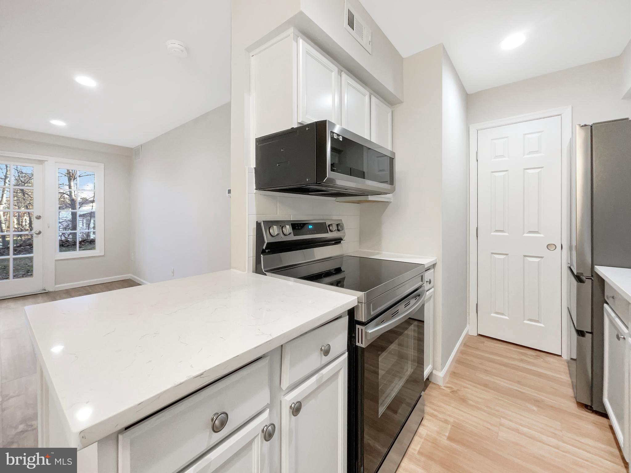 5905 Kingsford Road, Unit L Springfield, VA 22152 - Photo 15 of 18 Gallery Image 15