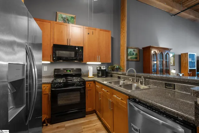 $545,000 | 400 Mills Avenue, Unit 305, Greenville, SC 29605