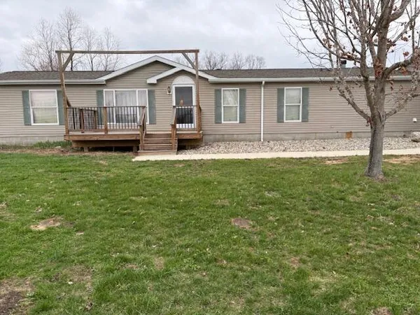 $289,000 | 35532 Highway 40, Paw Paw, MI 49079