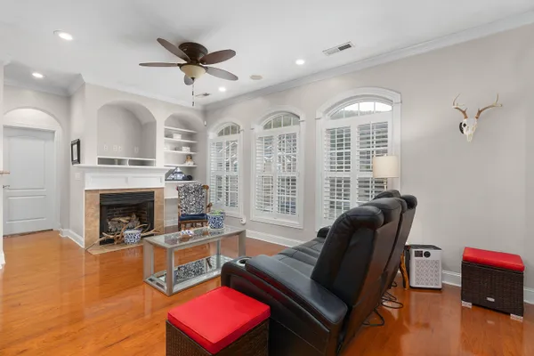 $299,900 | 412 Renaissance Court, Chattanooga, TN 37419