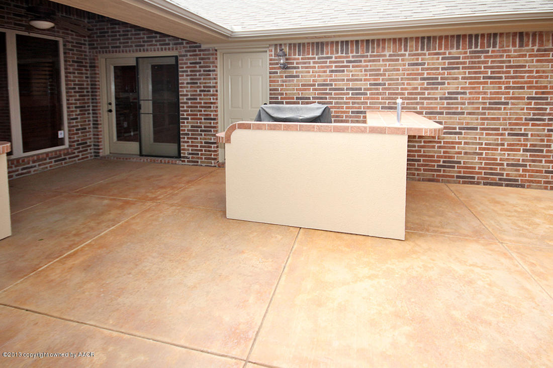 5006 Wesley Road Amarillo, TX 79119 - Photo 34 of 47 Back Patio2