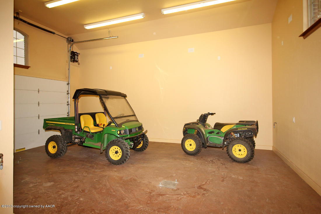 5006 Wesley Road Amarillo, TX 79119 - Photo 43 of 47 Shop Interior4