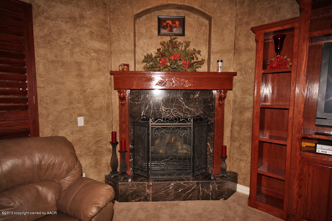 5006 Wesley Road Amarillo, TX 79119 - Photo 7 of 47 Living Area Fireplace