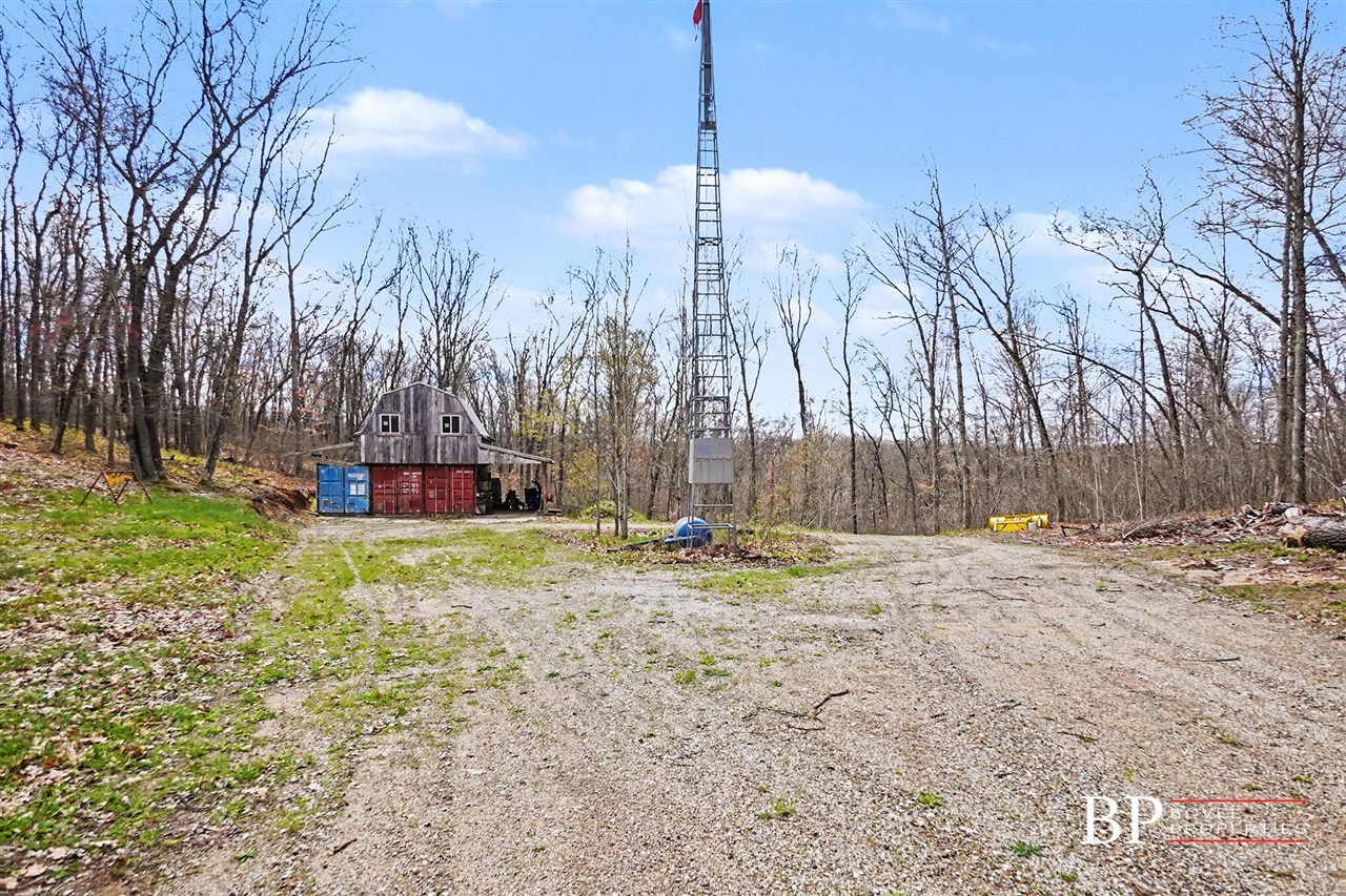 94 West Roosevelt Road Bitely, MI 49309 - Photo 16 of 27