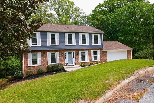 $450,000 | 3368 Dawn Circle, Roanoke, VA 24018