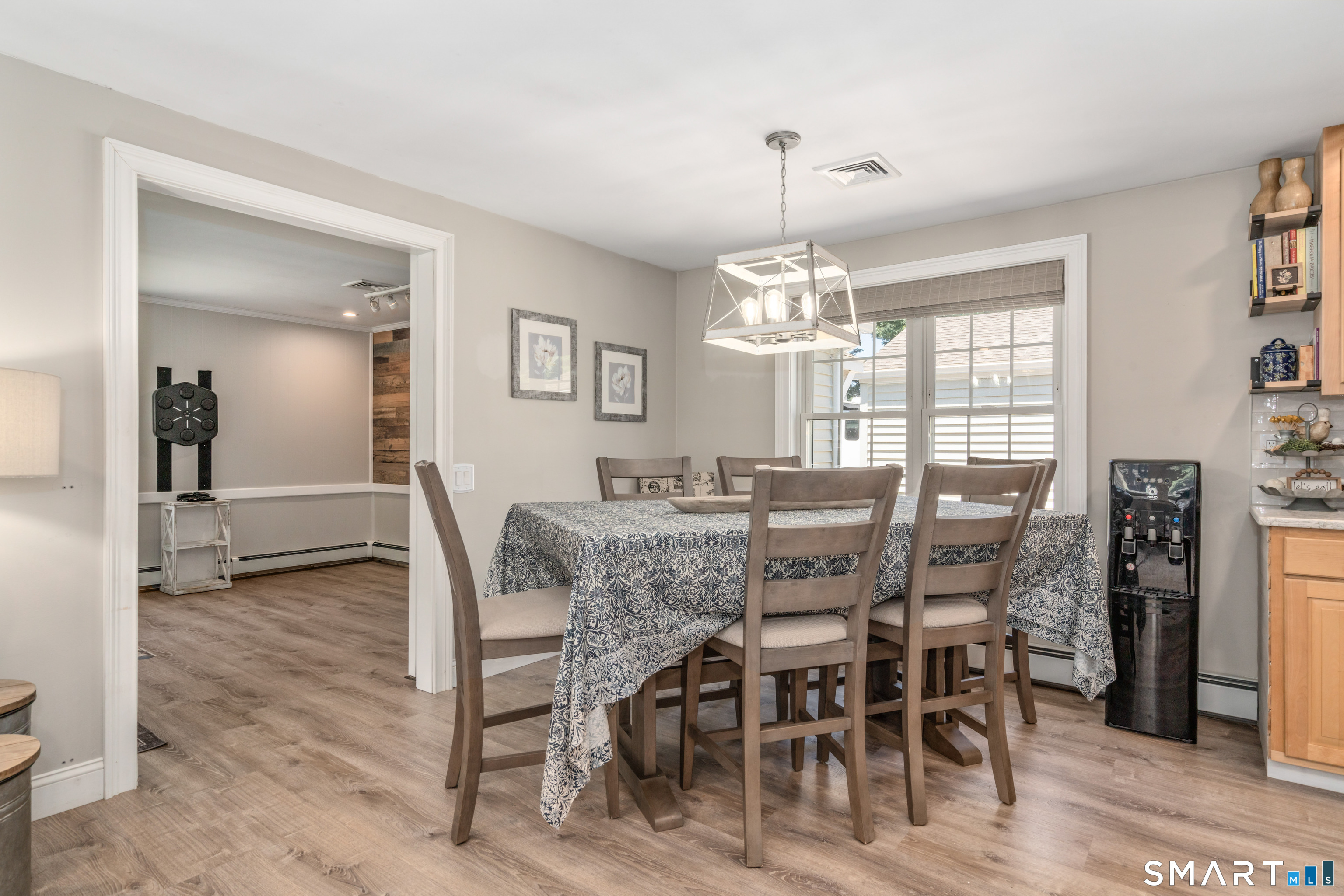 355 Burnham Street Manchester, CT 06042 - Photo 13 of 40