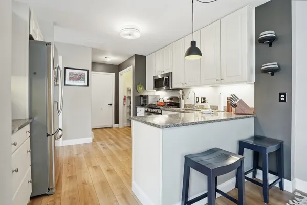 $698,000 | 36 Lake Forest Drive, Burlington, VT 05401