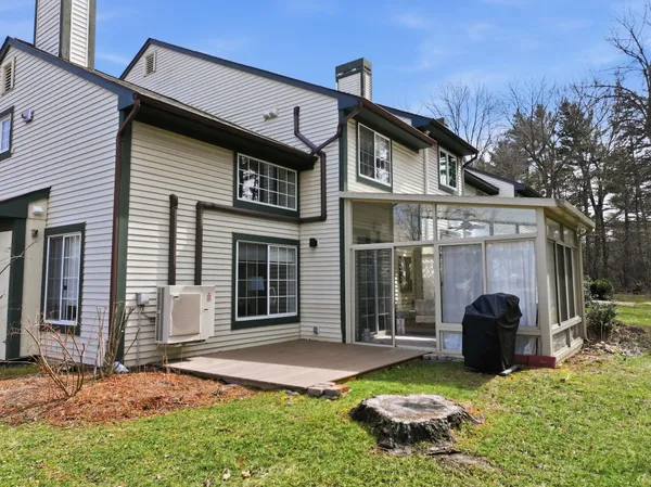 $698,000 | 36 Lake Forest Drive, Burlington, VT 05401