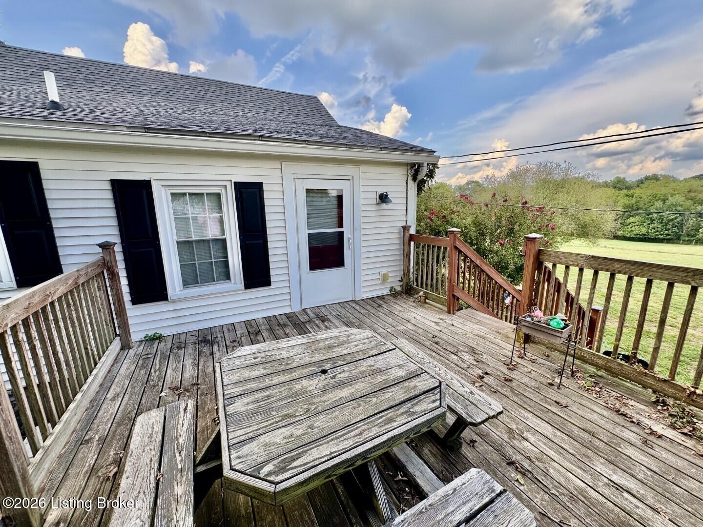 660 Penick Road Lebanon, KY 40033 - Photo 23 of 30 023_Deck