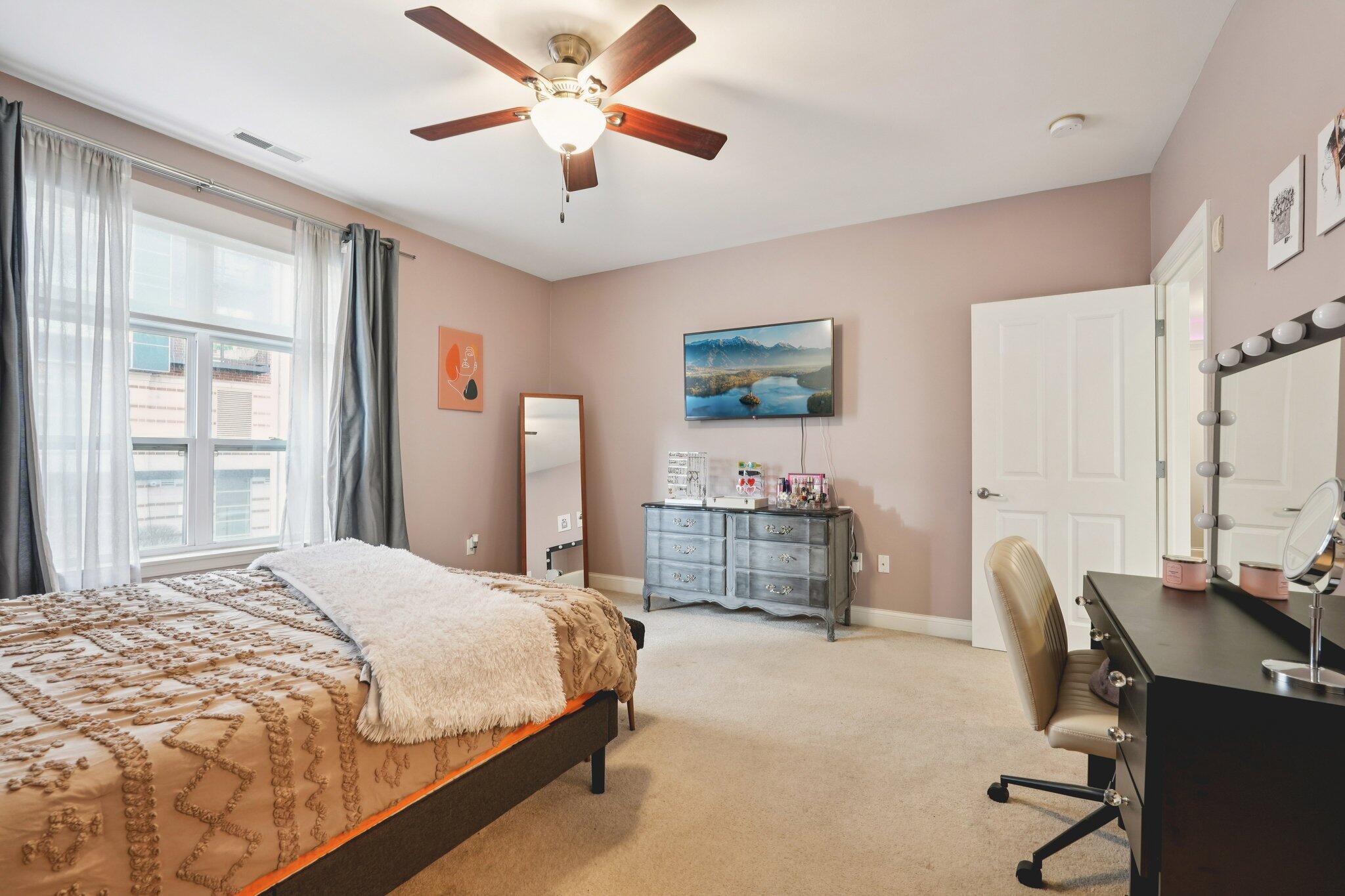 1915 North Water Street, Unit 209 Milwaukee, WI 53202 - Photo 16 of 25 Bedroom