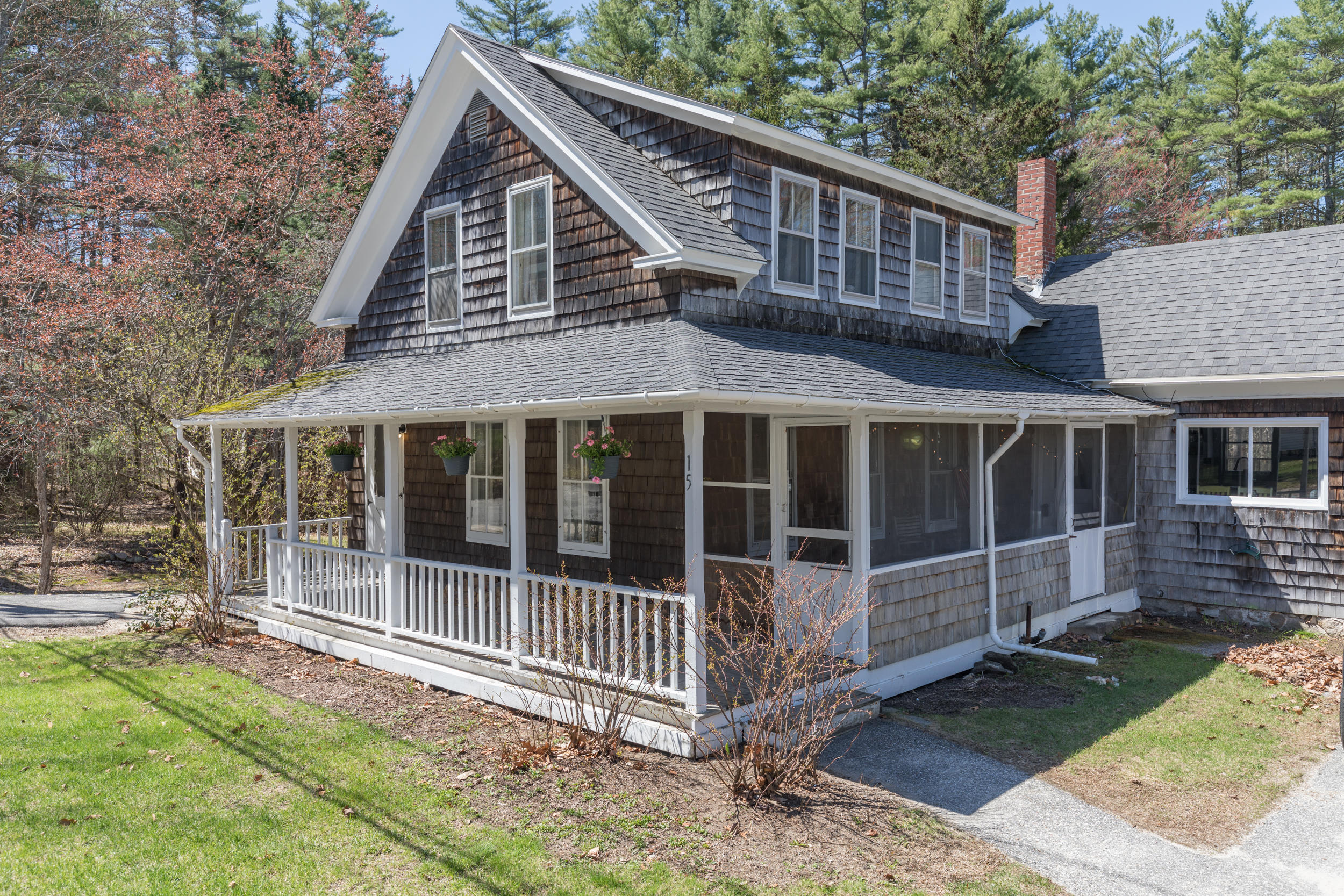 15 Raymond Cape Road Raymond, ME 04071 - Photo 2 of 28 15_cape_web-40